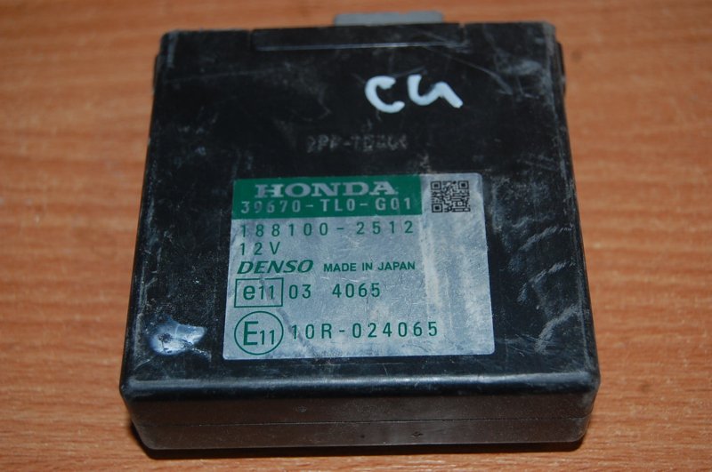 Блок управления парктроником HONDA ACCORD CU8 08-13 39670-TL0-G01 Б/У