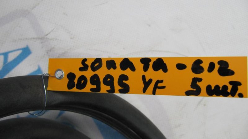 Уплотнитель двери SONATA YF 10-14 2011 Седан 2.4