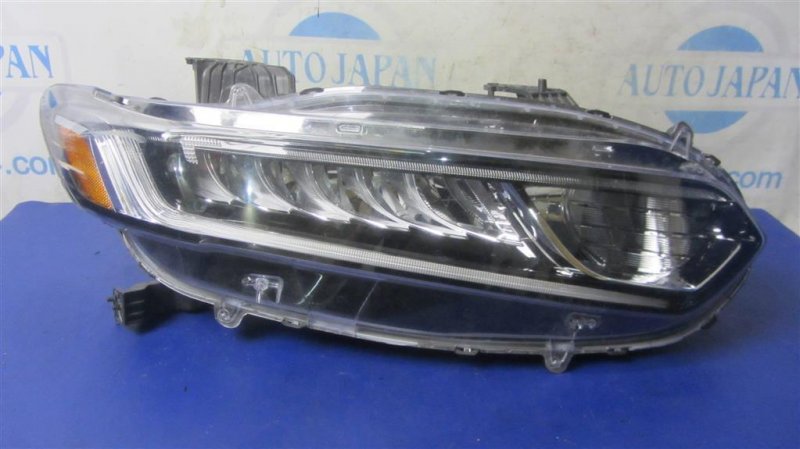 Фара передняя правая HONDA ACCORD CV 18- 33100-TVA-A01 Б/У