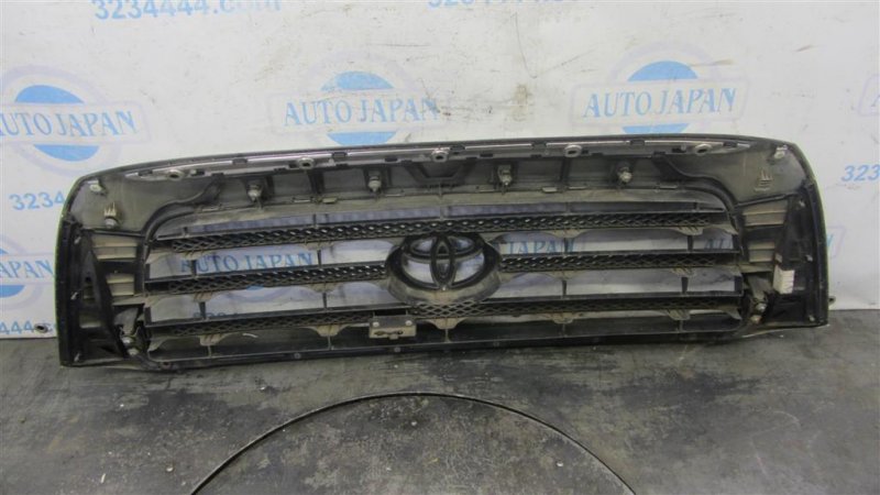 Решетка радиатора TOYOTA TUNDRA 07-13 Пикап 5.7