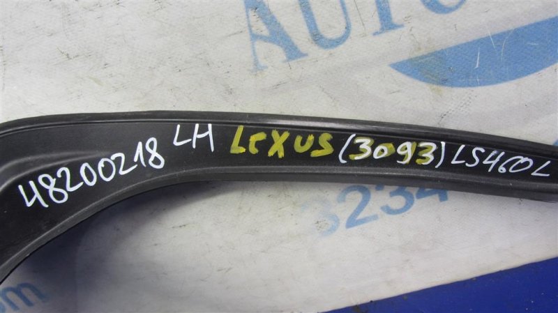 Накладка крышки багажника LS460 06-12 2006 Седан 4.6