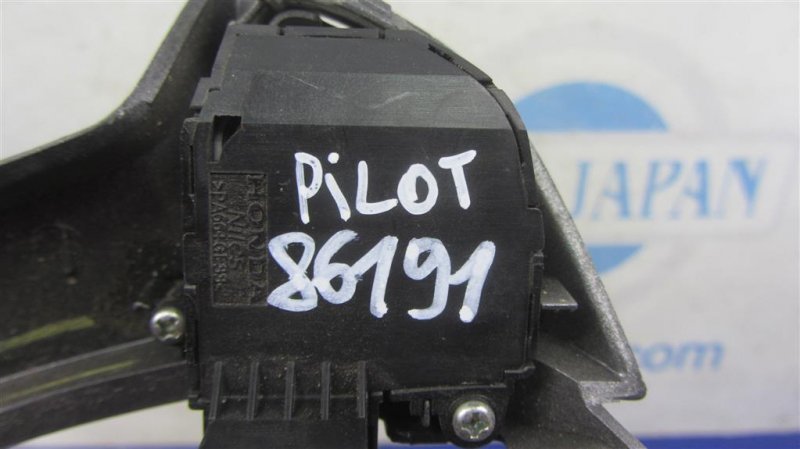 Кнопки на руль PILOT 08-15