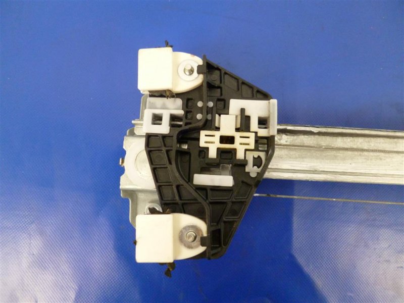 Стеклоподъемник задний левый CROSSTOUR 09-15 2015 Внедорожник 2.4
