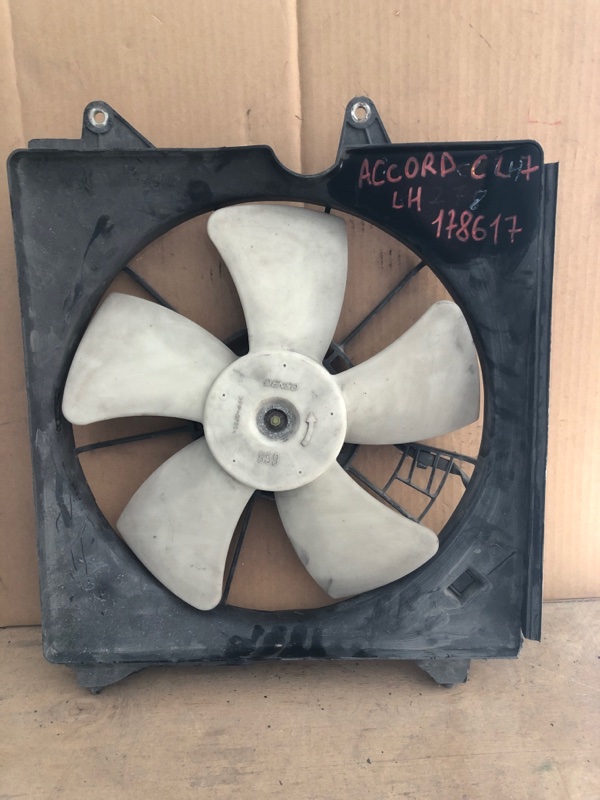 Диффузор вентилятора основного радиатора левый HONDA ACCORD COUPE 07-12 Седан 19015-R70-A01 Б/У