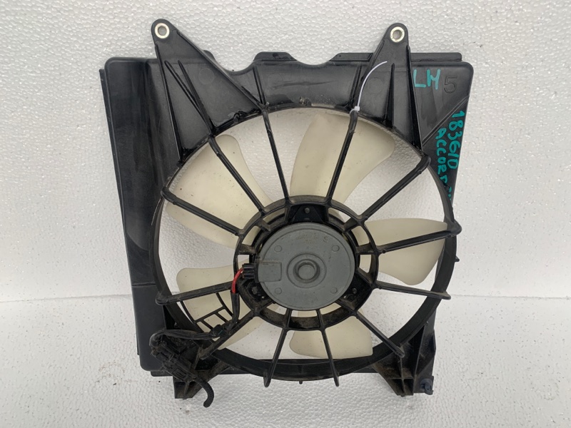 Диффузор вентилятора основного радиатора левый ACCORD CU8 08-13 CU/CW