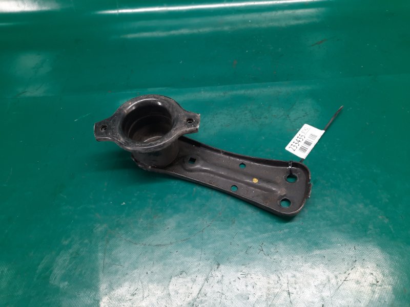 Крепление балки подвески заднее правое LEXUS GS350 GS300 05-11 2008 Седан 3.5 2GR-FSE 52203-30070 Б/У