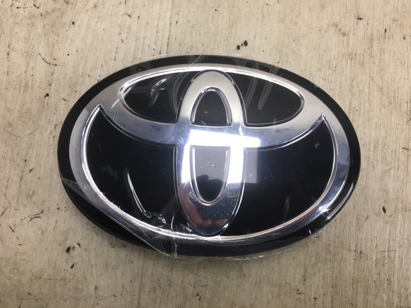 Эмблема TOYOTA RAV4 13-19 ZSA42 53141-42020 новая