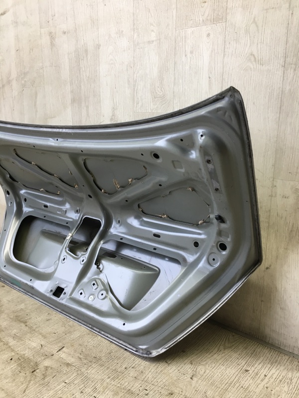 Крышка багажника CAMRY 30 02-06 2002 ACV30L 2.4 2AZFE