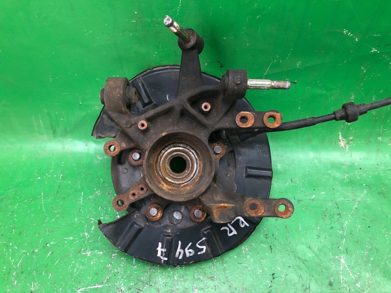 Цапфа правая ACURA MDX (YD1) 00-06 Внедорожник 3.5