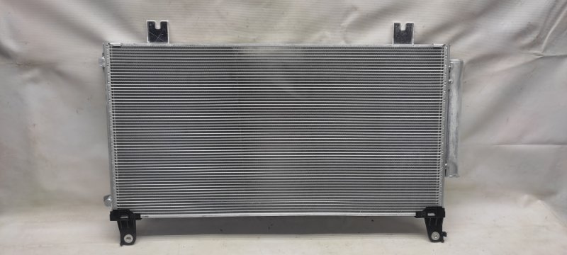 Радиатор кондиционера CRV (RW) 16-20