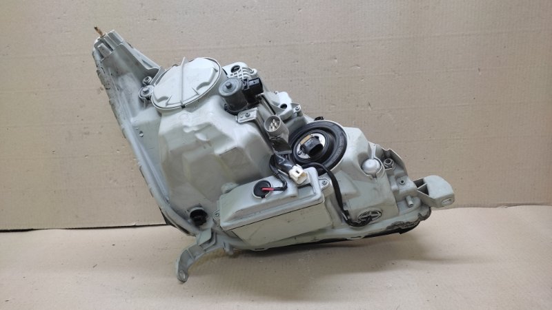 Фара левая LS430 00-06 2004 UCF30L 4.3 3UZFE