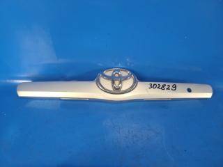 Накладка крышки багажника TOYOTA CAMRY 40 06-11 2010