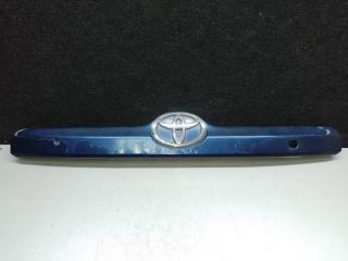 Панель подсветки номера TOYOTA MATRIX 02-08 2002