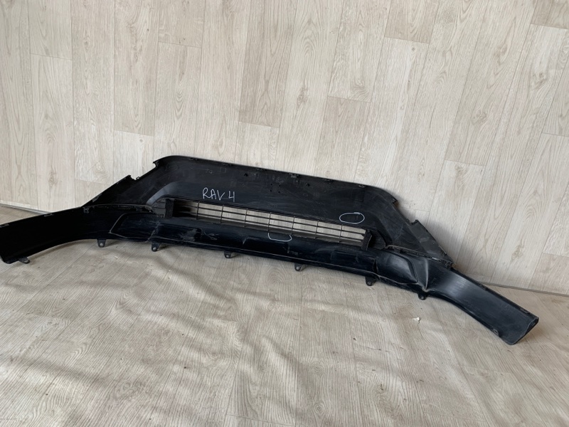 Бампер передний передний 2018-2021