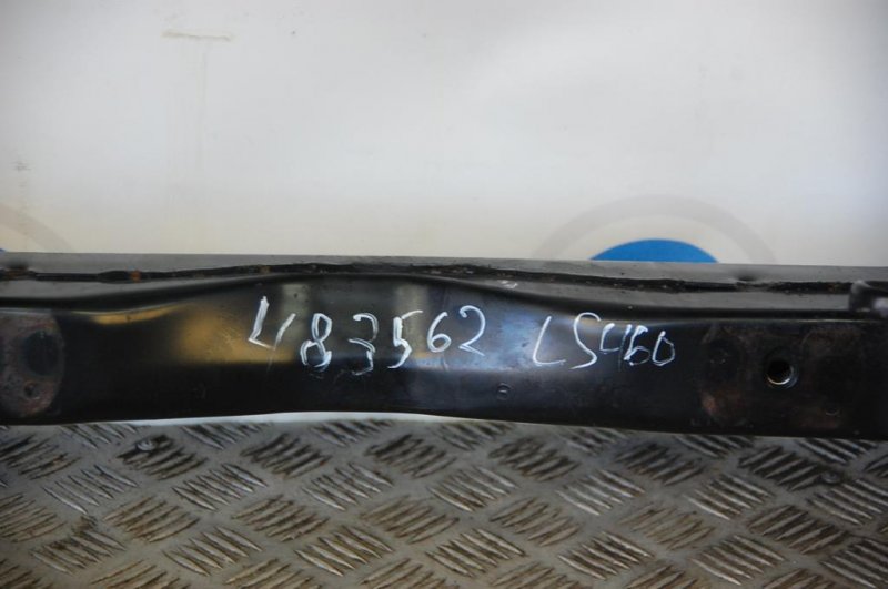 Балка задней подвески LS460 06-12