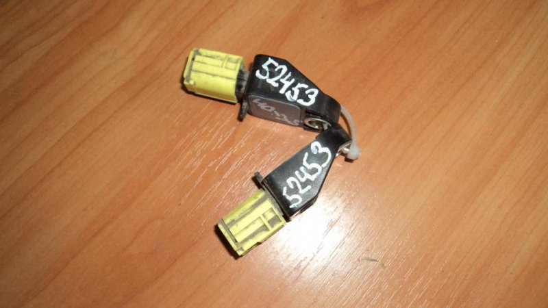 Датчик удара TOYOTA CAMRY 40 06-11 89173-09400 Б/У