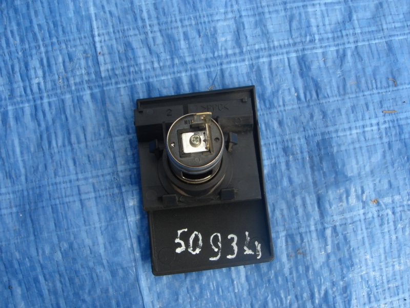 Прикуриватель NISSAN MURANO Z50 02-07