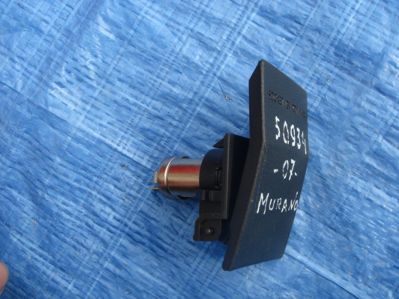 Прикуриватель MURANO Z50 02-07