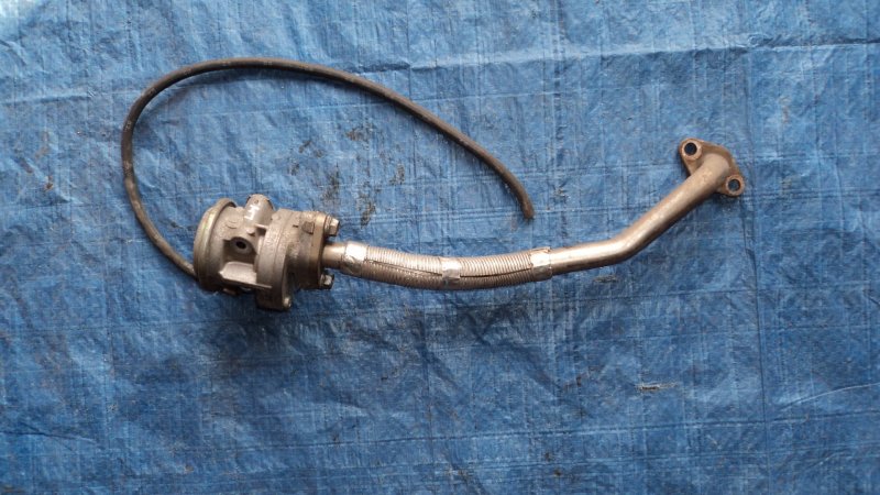 Клапан воздушный левый GX470 02-09