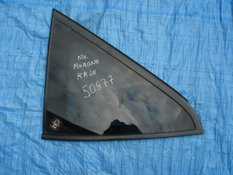 Стекло в кузов заднее левое NISSAN MURANO Z50 02-07 83301-CB800 Б/У