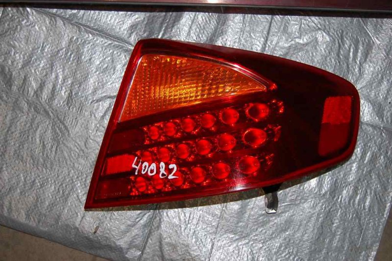Фонарь наружный задний правый INFINITI G35 03-07 26550-AL526 Б/У