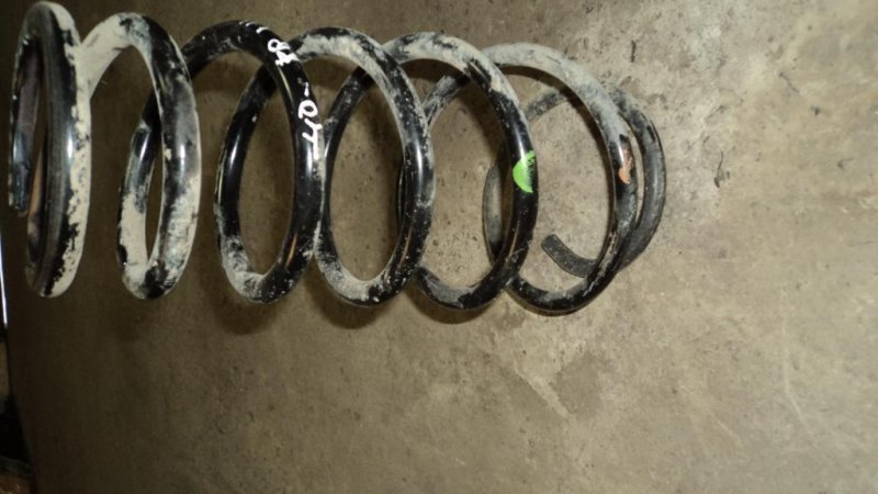 Запчасть пружина задней подвески TOYOTA CAMRY 40 06-11 Б/У Пружина задней подвески TOYOTA CAMRY 40 06-11 Б/У