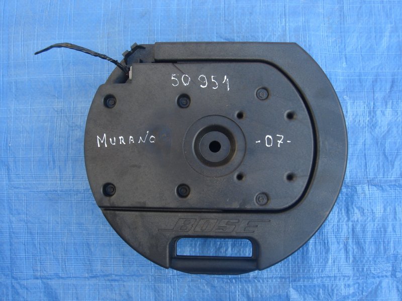 Запчасть сабвуфер NISSAN MURANO Z50 02-07 28170-CA10B Б/У Сабвуфер NISSAN MURANO Z50 02-07 28170-CA10B Б/У