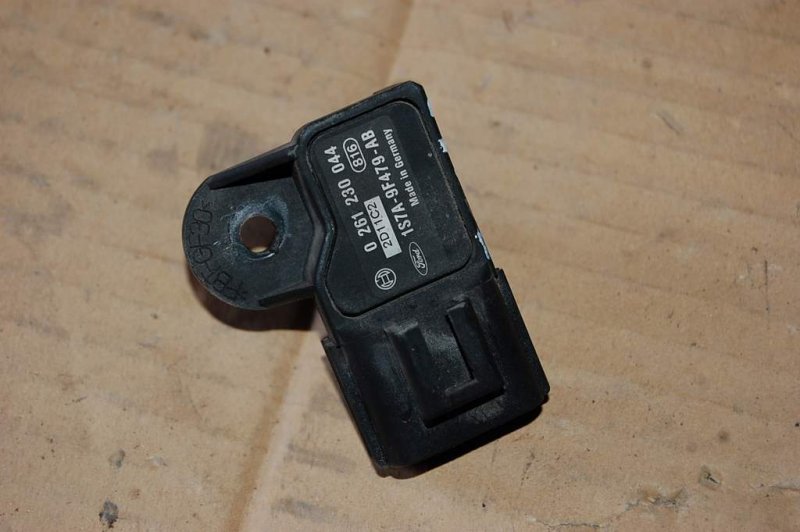 Датчик абсолютного давления (MAP sensor) MAZDA 6 GG 02-07 261230044 Б/У