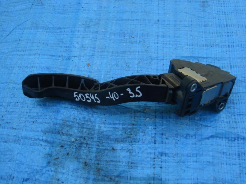 Педаль газа TOYOTA CAMRY 40 06-11 78110-33020 Б/У