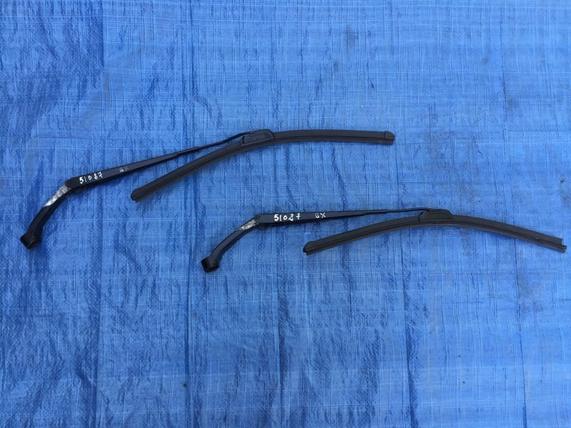 Запчасть поводок стеклоочистителя передний LEXUS GX470 02-09 Б/У Поводок стеклоочистителя передний LEXUS GX470 02-09 Б/У