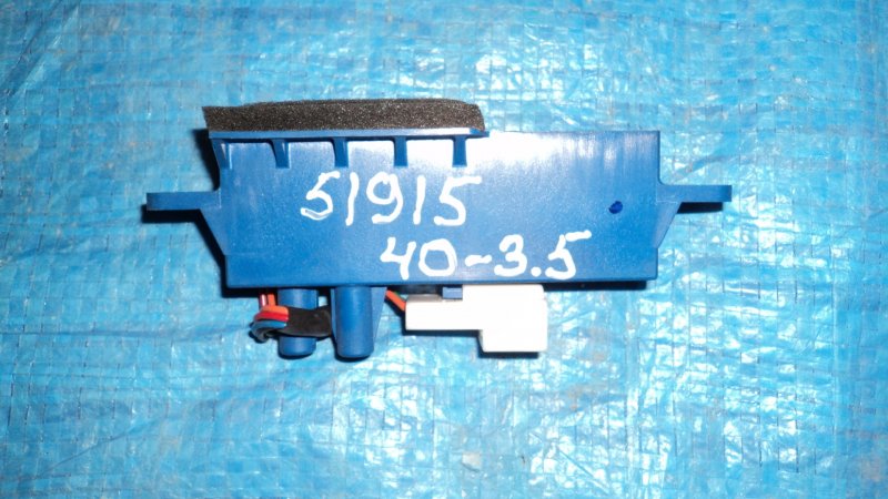 Запчасть датчик TOYOTA CAMRY 40 06-11 88051-22010 Б/У Датчик TOYOTA CAMRY 40 06-11 88051-22010 Б/У