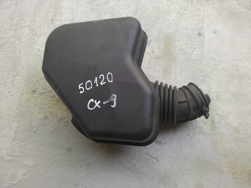 Патрубок воздушного фильтра CX-9 06-16 Патрубок воздушного фильтра CX-9 06-16