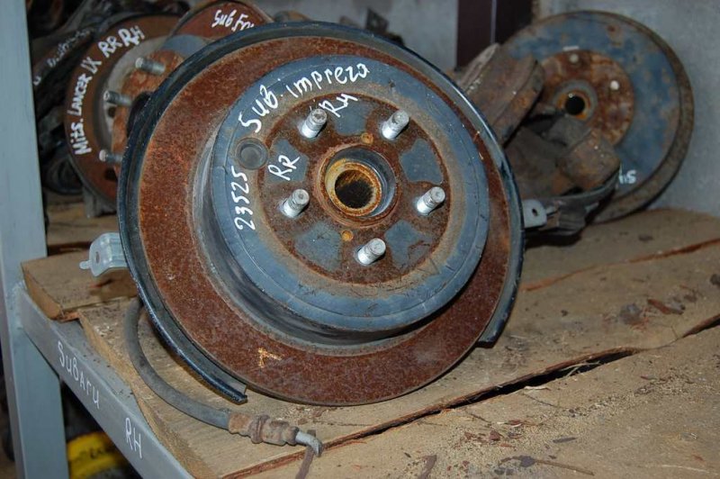 Ступица задняя правая IMPREZA 00-07 GD/GG