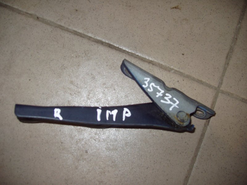 Петля капота правая SUBARU IMPREZA 00-07 GD/GG Б/У