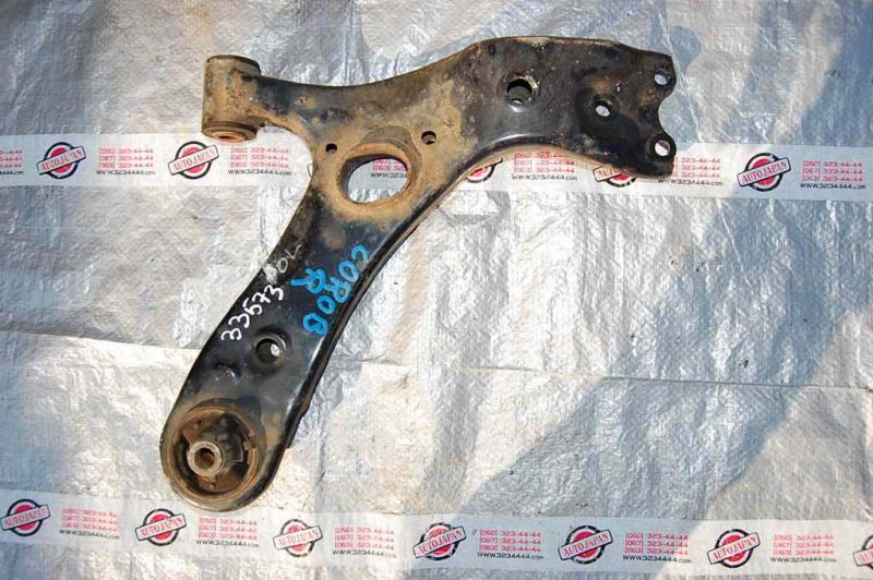 Рычаг передней подвески нижний правый TOYOTA COROLLA 150 06-13 48068-12300 Б/У