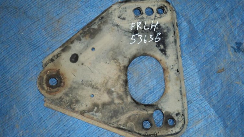 Крепление балки подвески переднее левое NISSAN TEANA J32 08-14 54341-JN00A Б/У