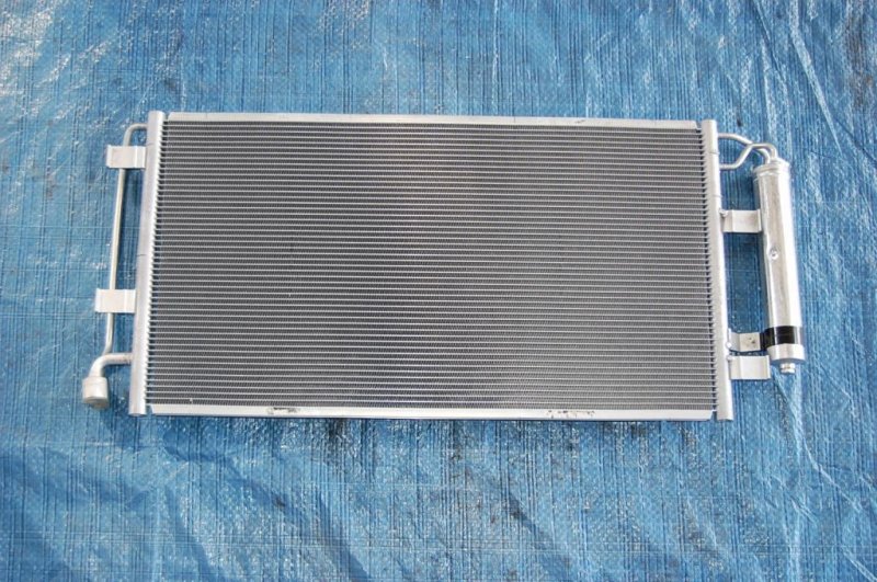 Радиатор кондиционера LEAF 10-17