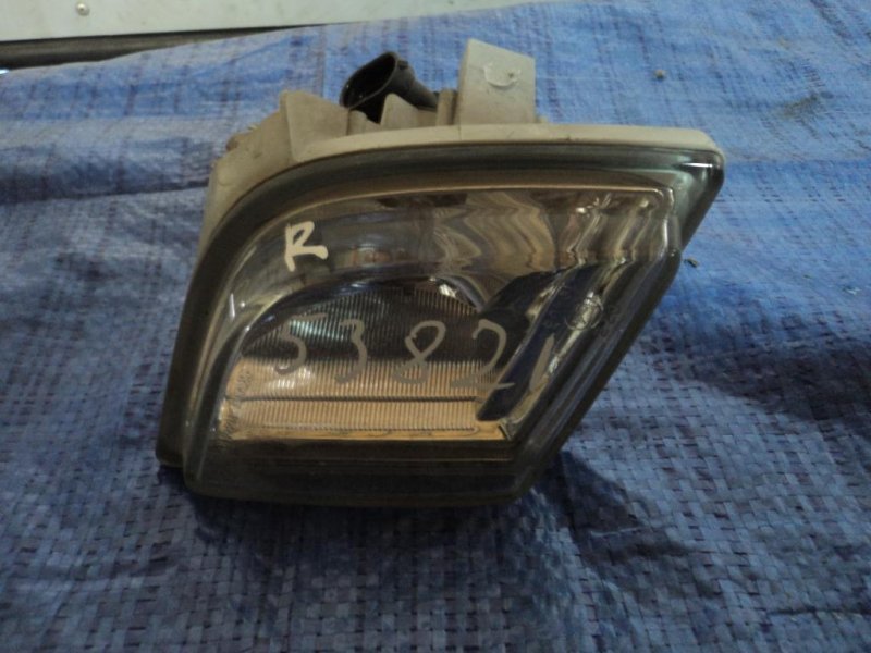 Запчасть противотуманная фара правая MAZDA 6 GH 07-12 GS1D-51-680B Б/У Противотуманная фара правая MAZDA 6 GH 07-12 GS1D-51-680B Б/У
