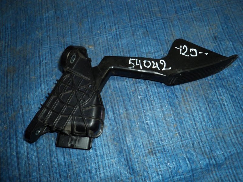 Педаль газа TOYOTA LAND CRUISER PRADO 120 02-09 Б/У