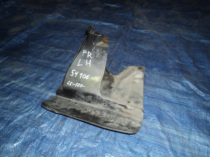 Брызговик передний левый LAND CRUISER PRADO 120 02-09