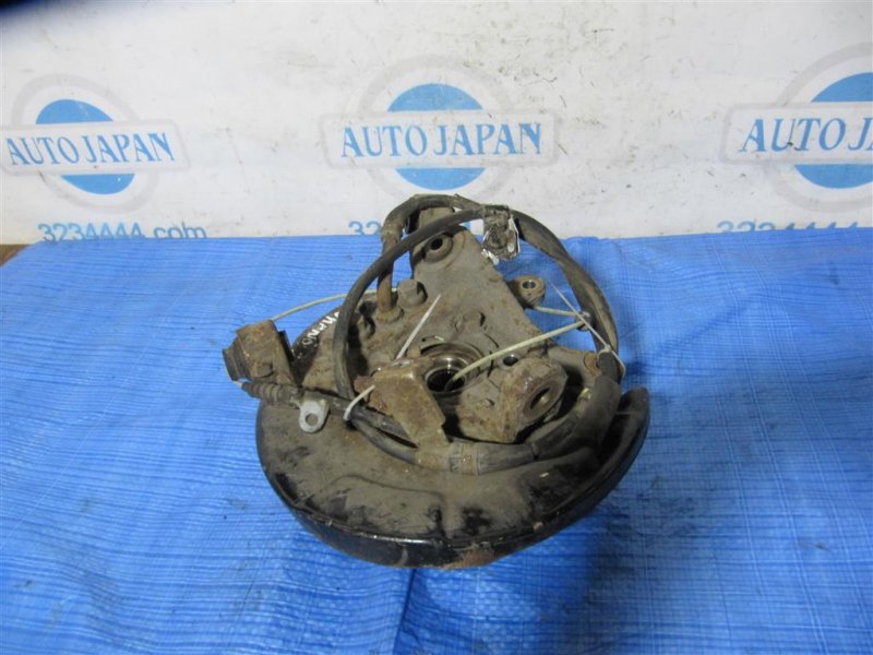 Ступица задняя правая MURANO Z50 02-07 Ступица задняя правая MURANO Z50 02-07