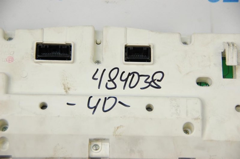 Панель приборов TOYOTA CAMRY 40 06-11