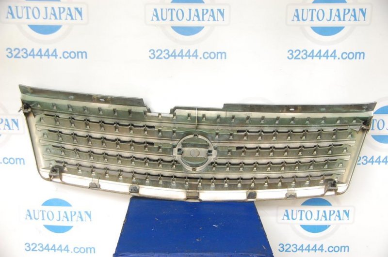 Решетка радиатора INFINITI M35/M45 04-10