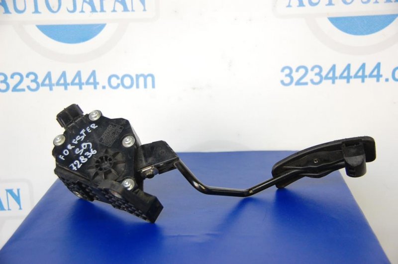 Педаль газа SUBARU FORESTER SG 02-07 Б/У
