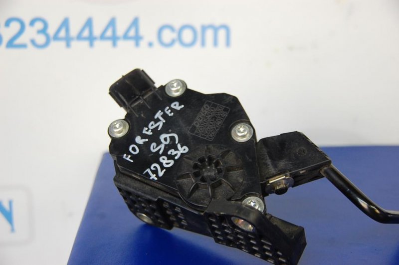 Педаль газа FORESTER SG 02-07