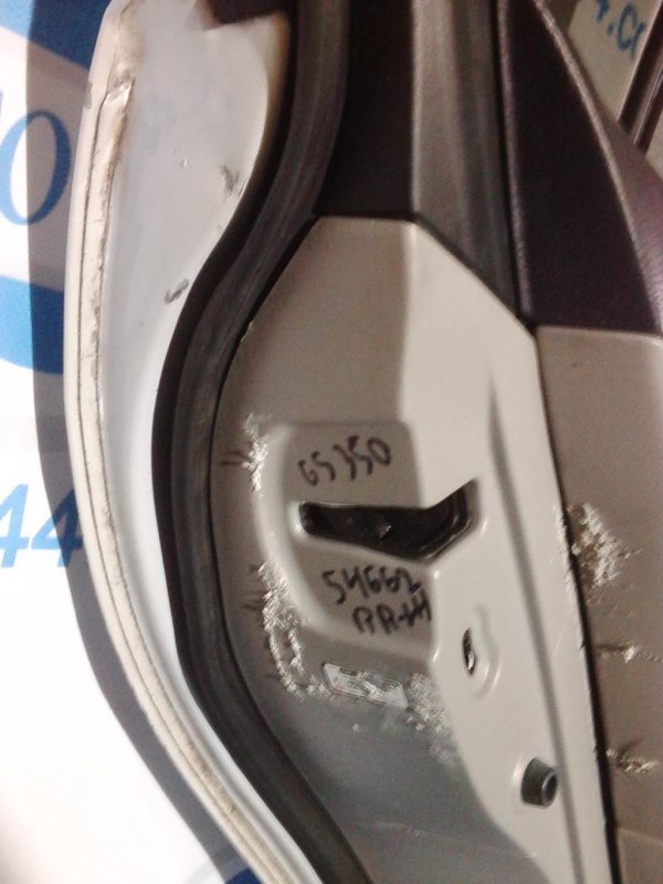 Замок двери задний левый LEXUS GS350 GS300 05-11 69060-30541 Б/У