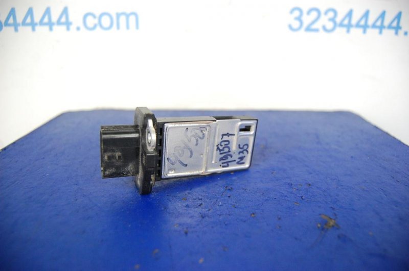 Расходомер воздуха INFINITI M35/M45 04-10 22680-7S000 Б/У