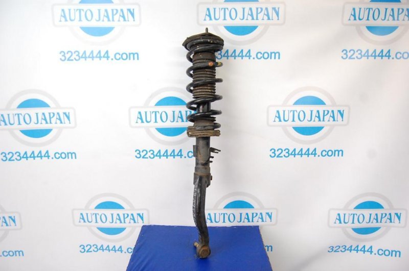 Амортизатор передний левый INFINITI G35 03-07 56110-AC526 Б/У