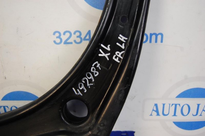 Рычаг передней подвески нижний передний левый OUTLANDER XL 05-13