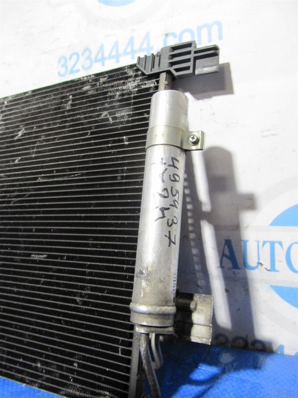 Радиатор кондиционера OUTLANDER XL 05-13